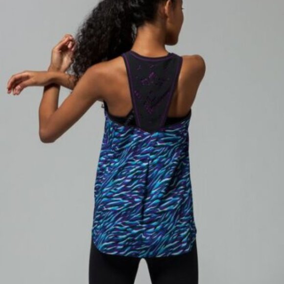 Ivivva NWT Train with Strength Tank - Size 12 - Picture 2 of 6